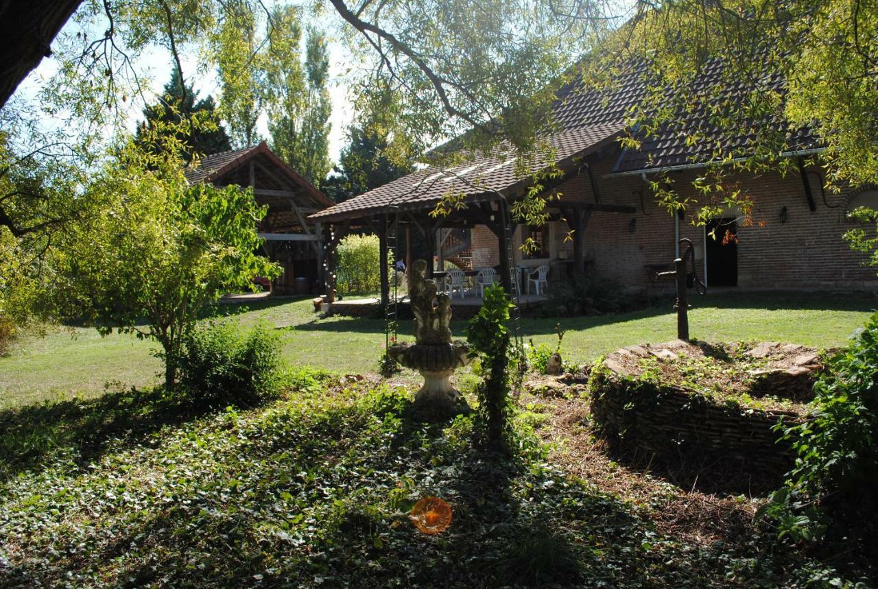 Gite Evidence Varennes-sur-le-Doubs Екстер'єр фото
