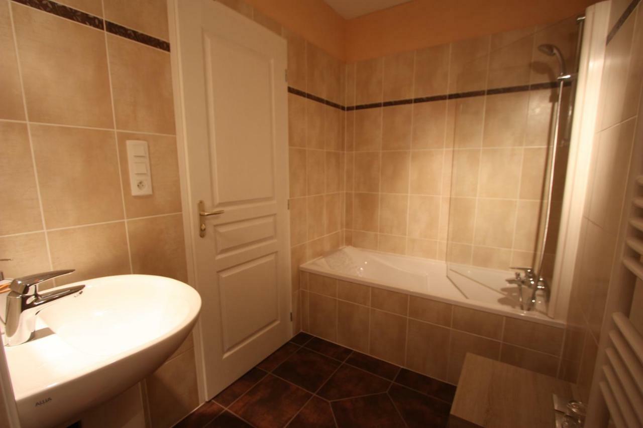 Gite Evidence Varennes-sur-le-Doubs Екстер'єр фото